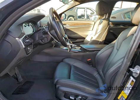 2019 BMW 530E из США, поврежденный, VIN WBAJA9C53KB393607